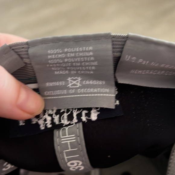 Seattles mariners hat size small-medium - Picture 5 of 8